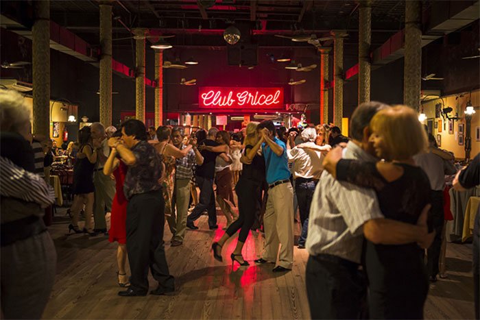 onde dancar tango buenos aires